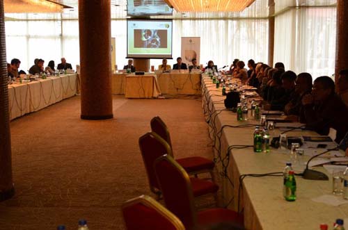 ROUND TABLE 