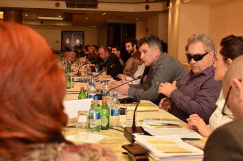 ROUND TABLE 